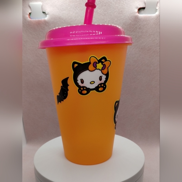 New Hello Kitty Batty Reusable Color-changing 12oz tumbler with top & straw. - Picture 8 of 8